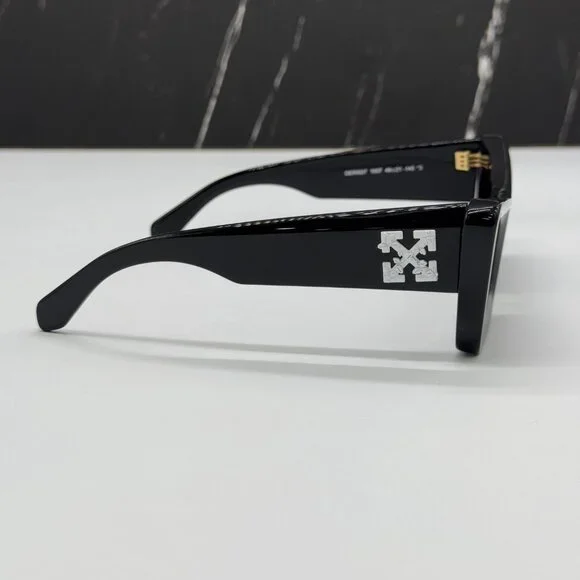 NEW OFF-WHITE SUNGLASSES, BLACK CAT EYE WOMEN EYEWEAR OFF-WHITE ACCRA 007 BLACK